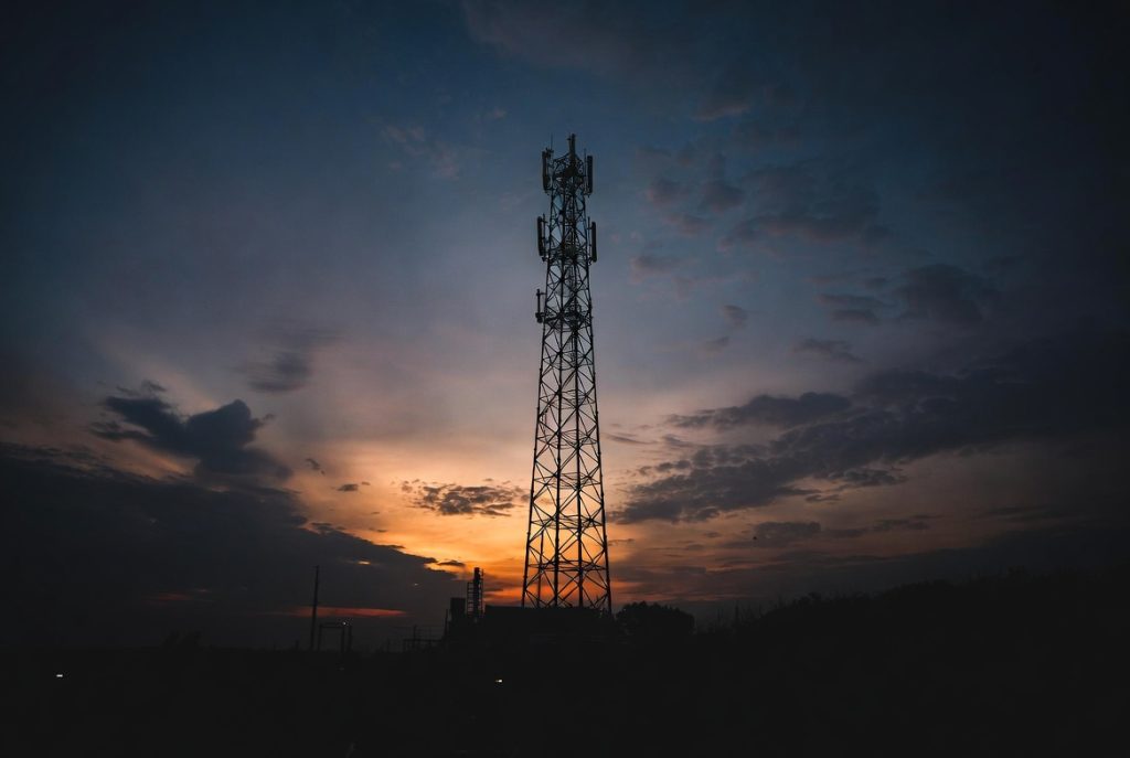 torre de telefonía móvil como las de Movistar