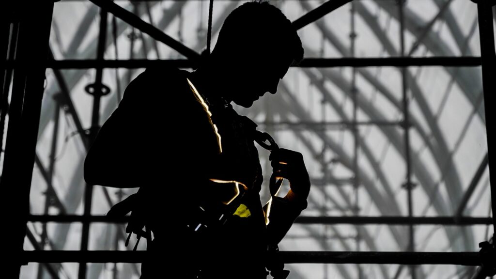 Normativa chilena de andamios: qué exige la ley y cómo cumplirla correctamente 2 norma chilena de andamios armatec